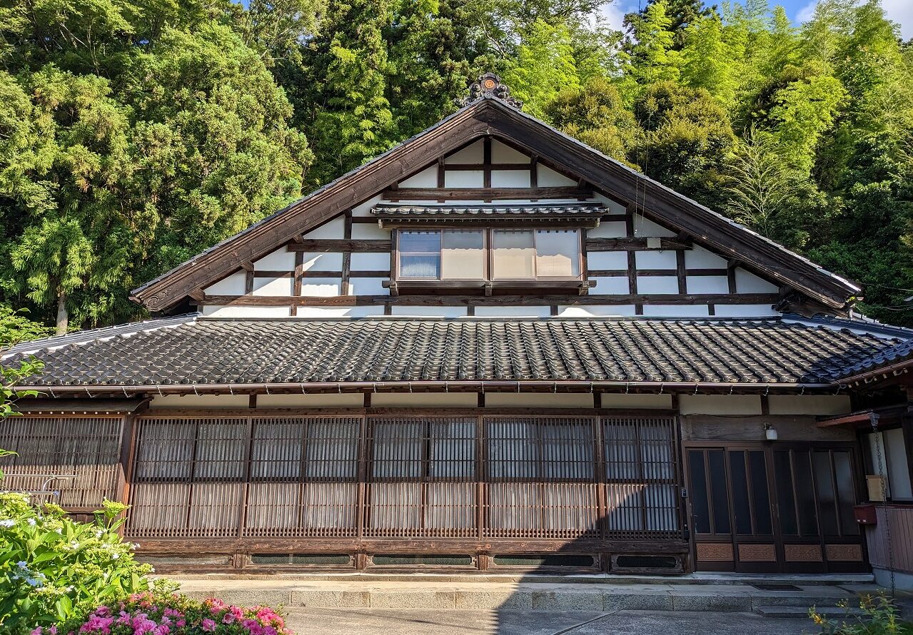 母屋（古民家スタジオお結び）